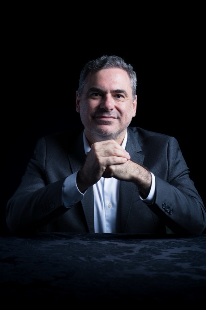 Retrato Dr. Cláudio Vinícius Fritzen